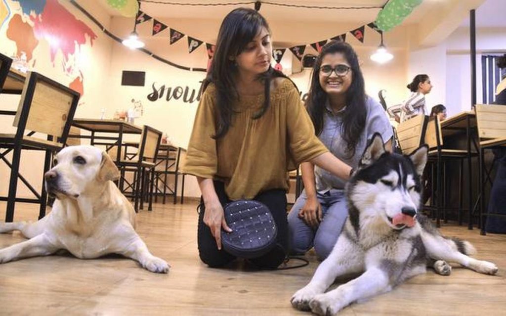 pet friendly restaurants Delhi