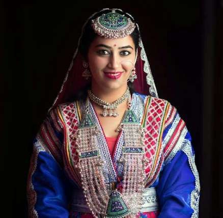 himachal pradesh bridal dress
